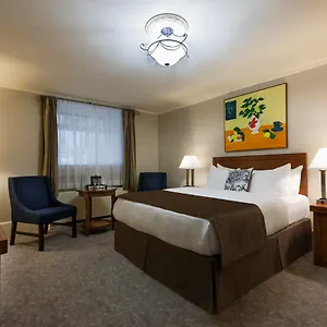 **** Hotel Chateau Versailles Canada