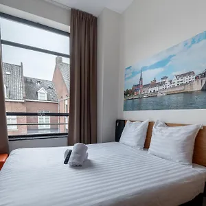 easyhotel-maastricht-city-centre.valkenburgaandegeul-hotels.com/